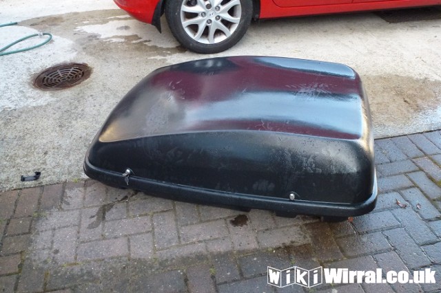 Attached picture roof box 2.jpg